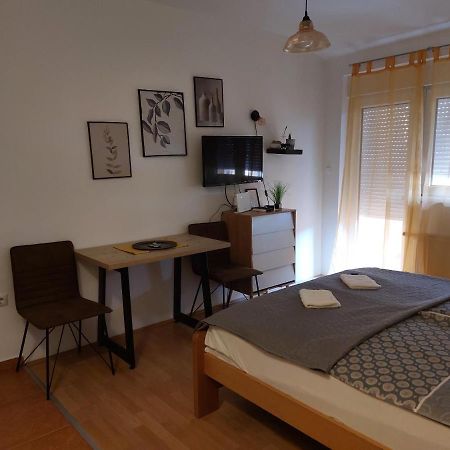 Apartman Kej Nowy Sad Zewnętrze zdjęcie
