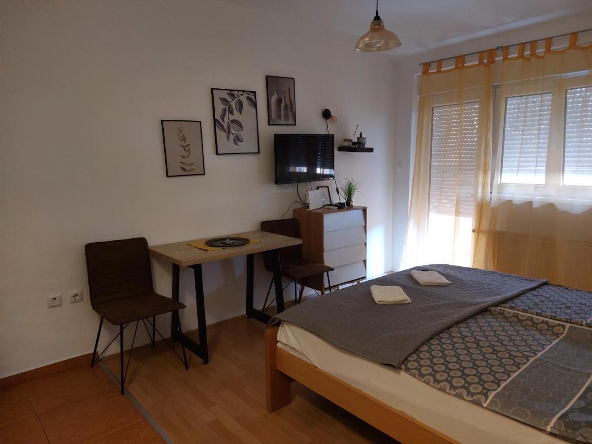 Apartman Kej Nowy Sad Zewnętrze zdjęcie